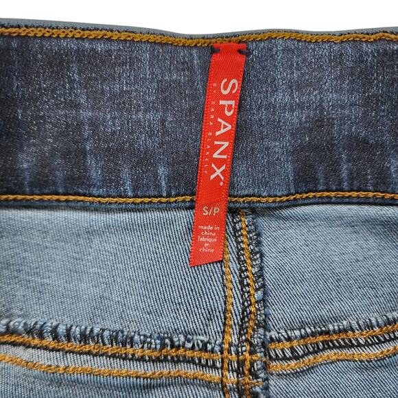 Spanx Womens Cropped Flare Denim Jeans Size Small Dip Dye Hem Pull On High Rise - Picture 6 of 12